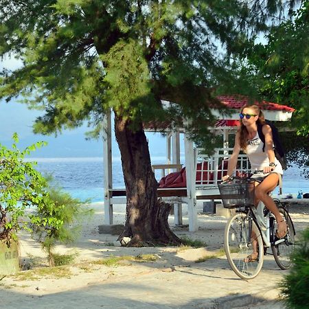 Gazebo Meno Hotel Gili Meno Exterior photo
